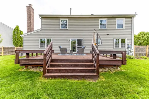 76 Foxboro Lane Gurnee IL 60031