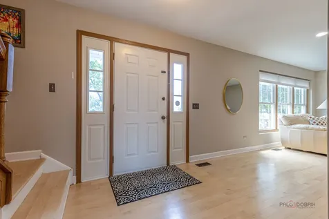 76 Foxboro Lane Gurnee IL 60031