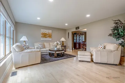 76 Foxboro Lane Gurnee IL 60031
