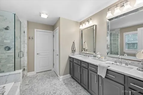 1228 Meade Court Lindenhurst IL 60046