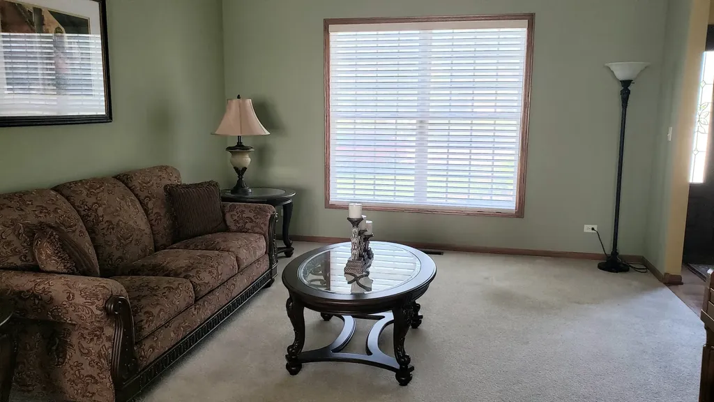 1117 Pinehurst Court Antioch IL 60002