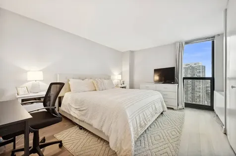 1850 North Clark Street Chicago IL 60614