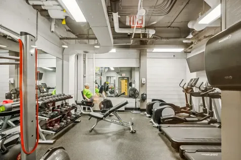 1850 North Clark Street Chicago IL 60614