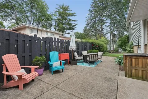 314 Drake Street Libertyville IL 60048