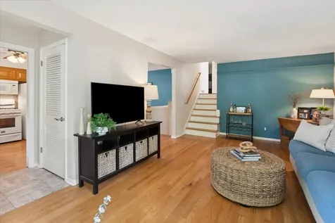 314 Drake Street Libertyville IL 60048