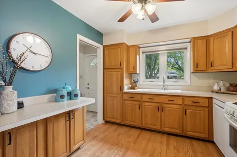 314 Drake Street Libertyville IL 60048
