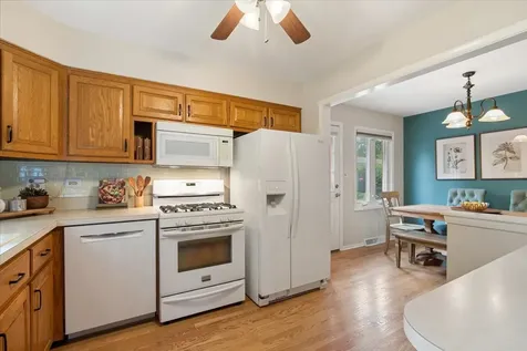 314 Drake Street Libertyville IL 60048