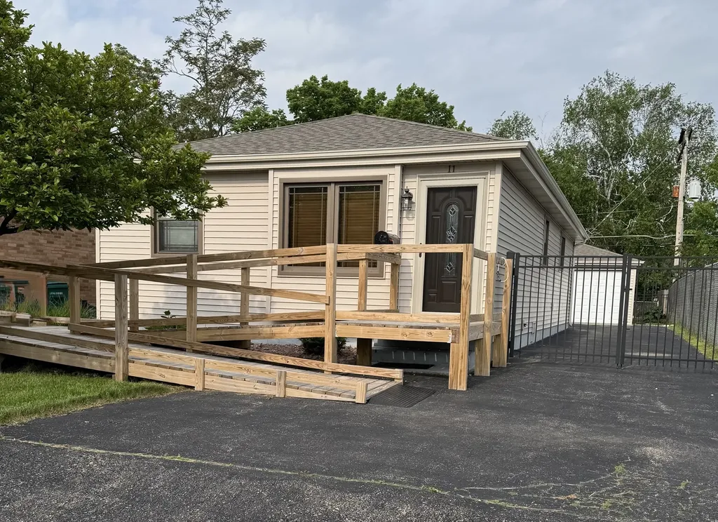11 Wheeler Avenue Joliet IL 60436