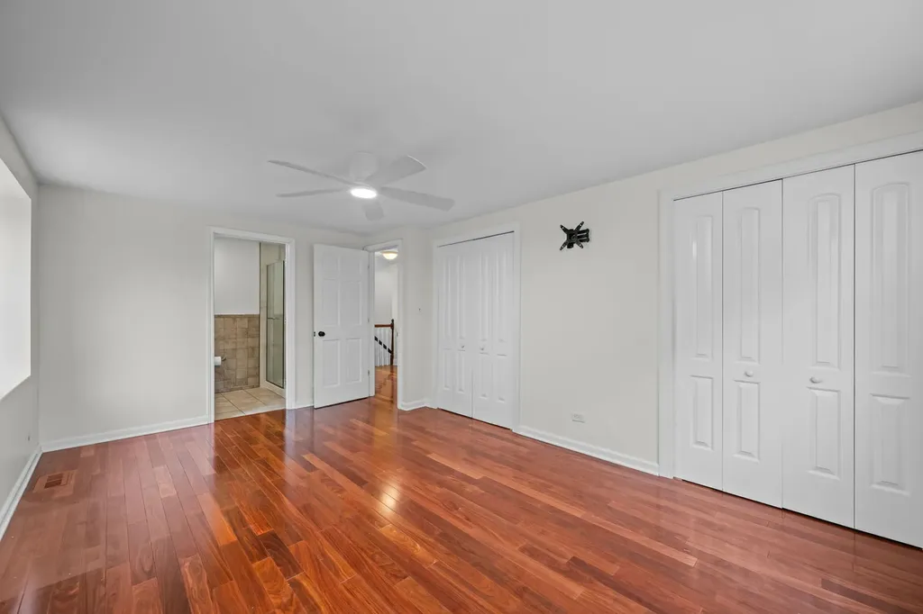 1925 Cloverdale Court Schaumburg IL 60194