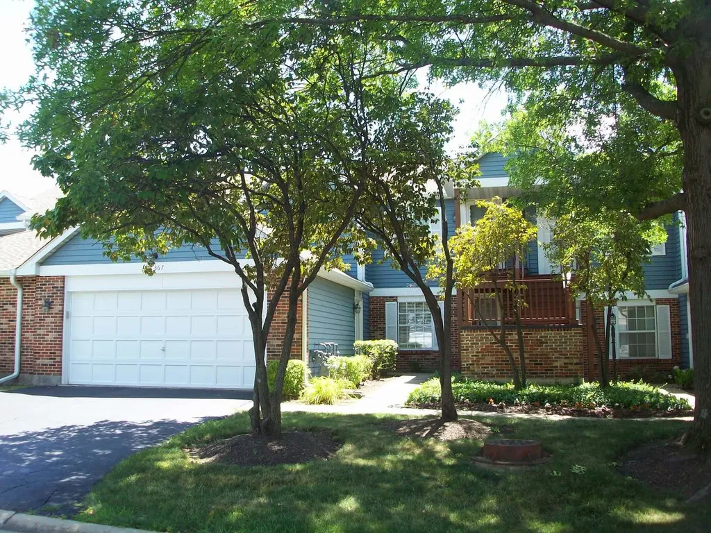 367 Pembroke Lane Glen Ellyn IL 60137