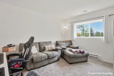 2151 Sassafras Way Wonder Lake IL 60097