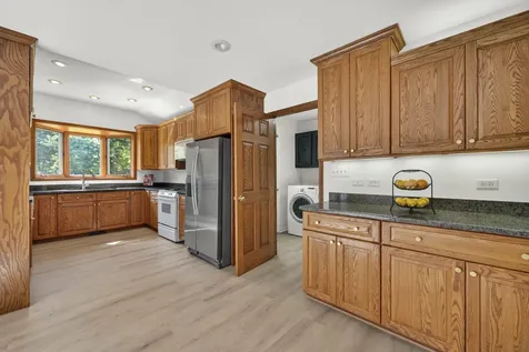 647 Sedgwick Drive Libertyville IL 60048