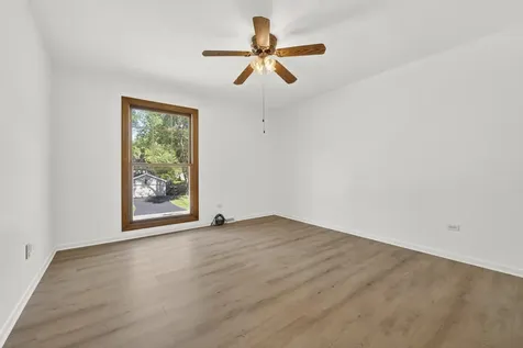 647 Sedgwick Drive Libertyville IL 60048