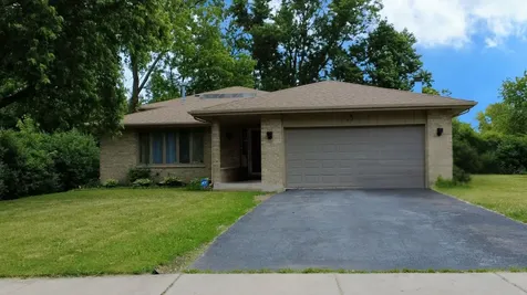 1621 Lawrence Crescent Flossmoor IL 60422