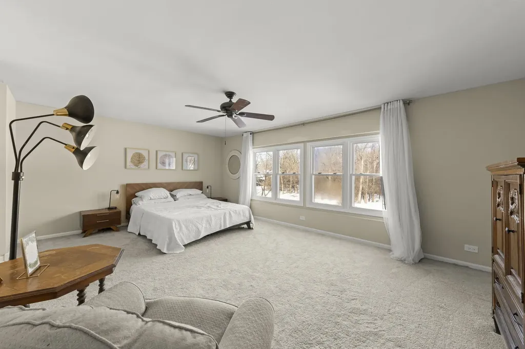 421 Cambridge Way Bolingbrook IL 60440