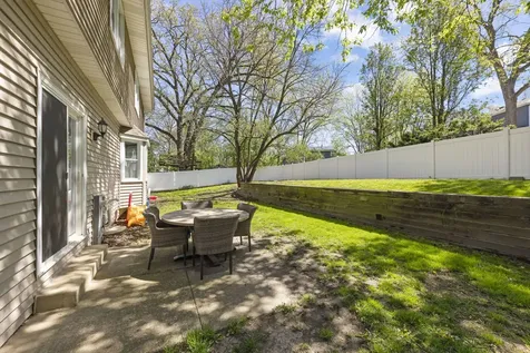 421 Cambridge Way Bolingbrook IL 60440