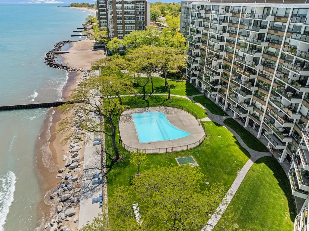 1630 Sheridan Road Wilmette IL 60091