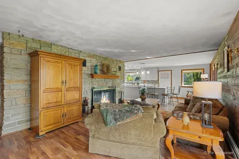 1423 North River Road Mchenry IL 60051