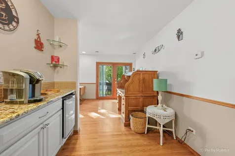 1423 North River Road Mchenry IL 60051