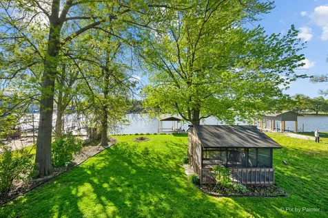 1423 North River Road Mchenry IL 60051