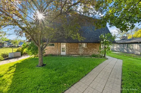 1423 North River Road Mchenry IL 60051