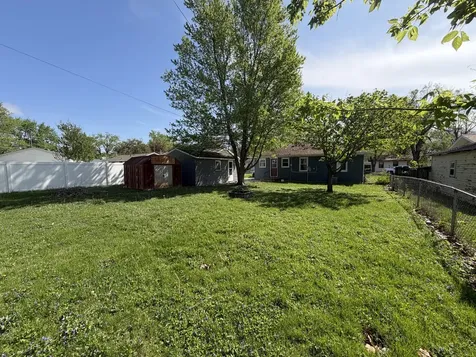 207 Magnolia Drive Bloomington IL 61701