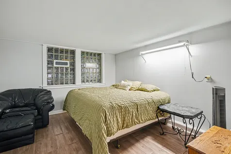 813 Circle Avenue Forest Park IL 60130