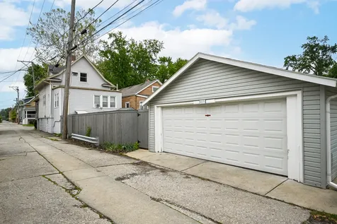 813 Circle Avenue Forest Park IL 60130