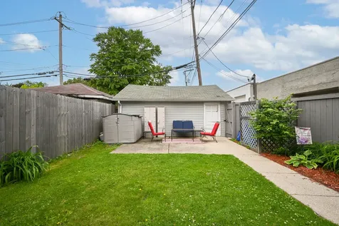 813 Circle Avenue Forest Park IL 60130