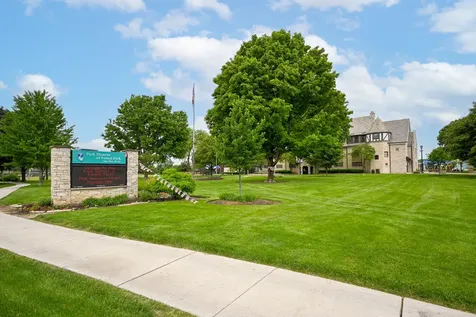 813 Circle Avenue Forest Park IL 60130