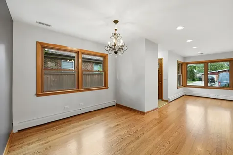 1434 Heidorn Avenue Westchester IL 60154