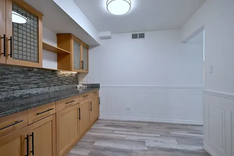 333 South East Avenue Oak Park IL 60302