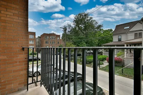 333 South East Avenue Oak Park IL 60302