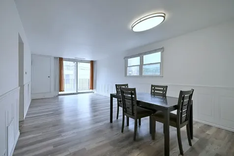 333 South East Avenue Oak Park IL 60302