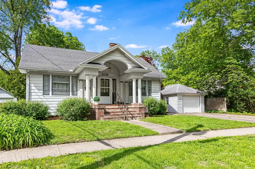 506 West William Street Champaign IL 61820