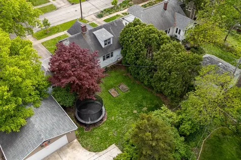 506 West William Street Champaign IL 61820