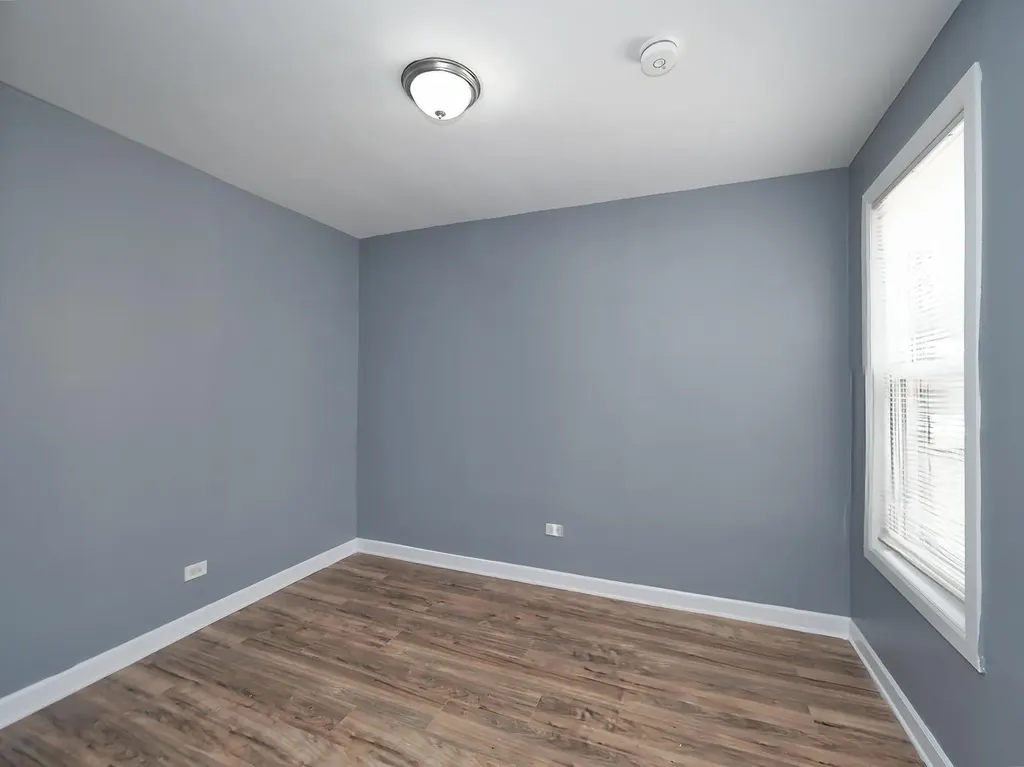 4906 West Erie Street Chicago IL 60644