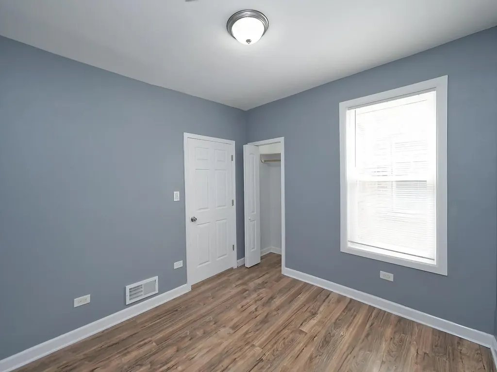 4906 West Erie Street Chicago IL 60644