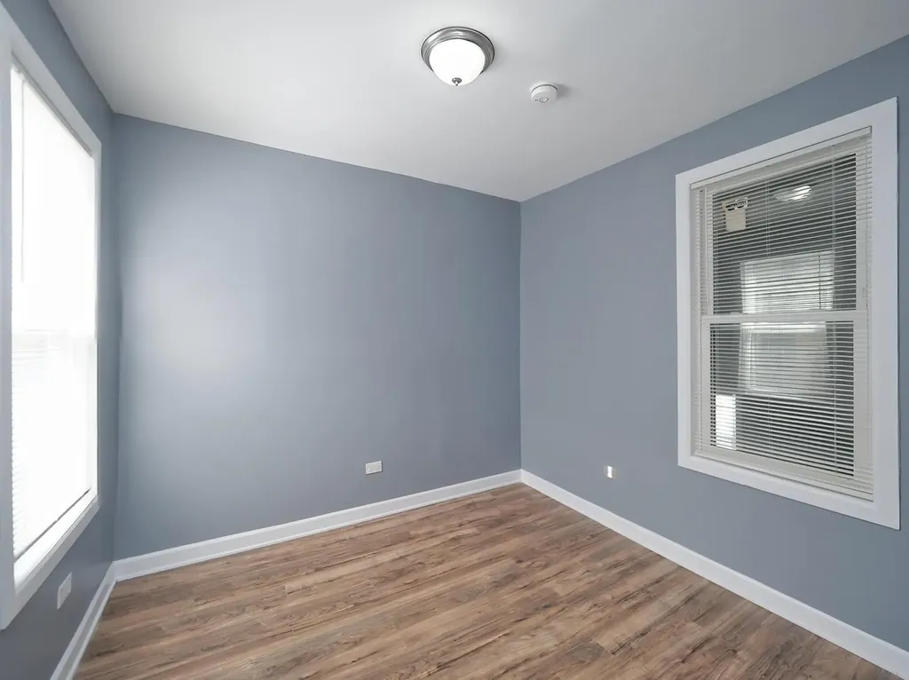 4906 West Erie Street Chicago IL 60644