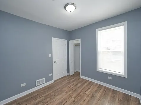 4906 West Erie Street Chicago IL 60644