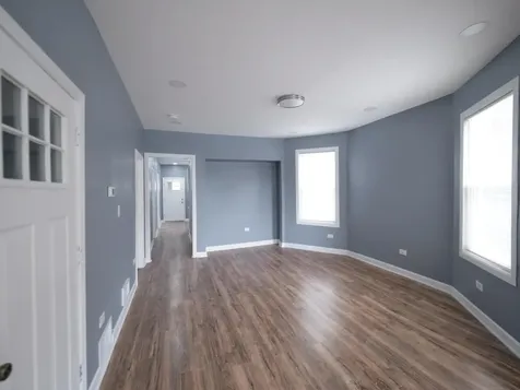 4906 West Erie Street Chicago IL 60644