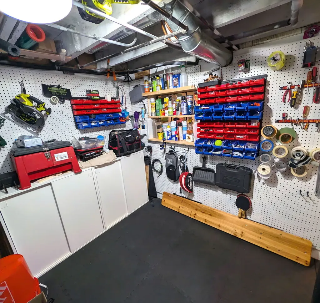 3335 West Berteau Avenue Chicago IL 60618