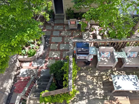 3335 West Berteau Avenue Chicago IL 60618