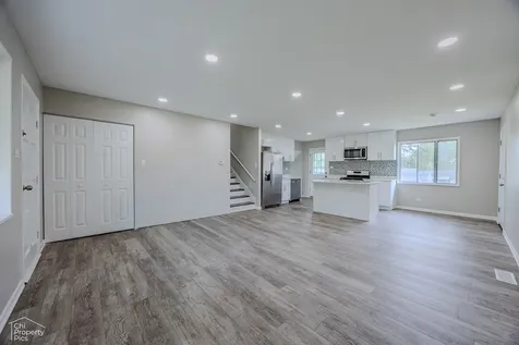 430 Bode Road Hoffman Estates IL 60169