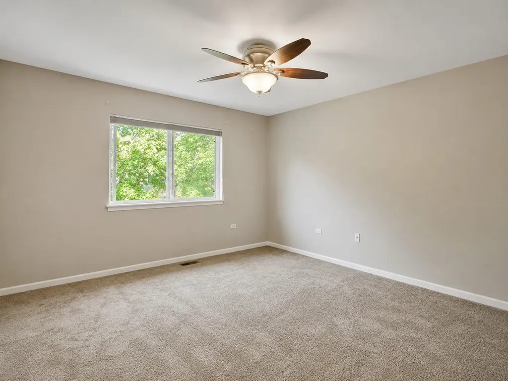 3159 Saganashkee Lane Naperville IL 60564