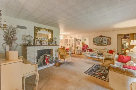 126 Denell Drive Crete IL 60417