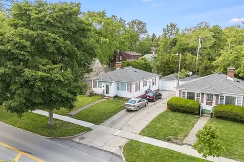 1006 West John Street Champaign IL 61821