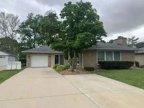 804 Grant Street Harvard IL 60033