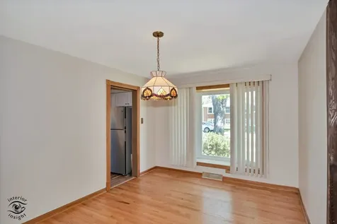 5532 Oak Center Drive Oak Lawn IL 60453