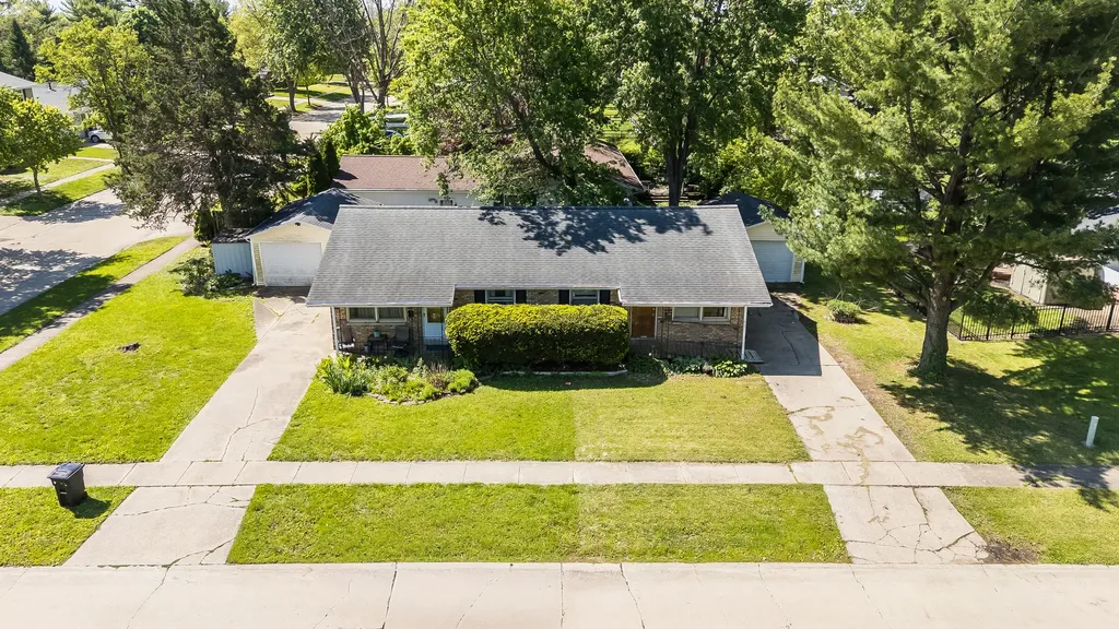 1109 Scovill Street Urbana IL 61801